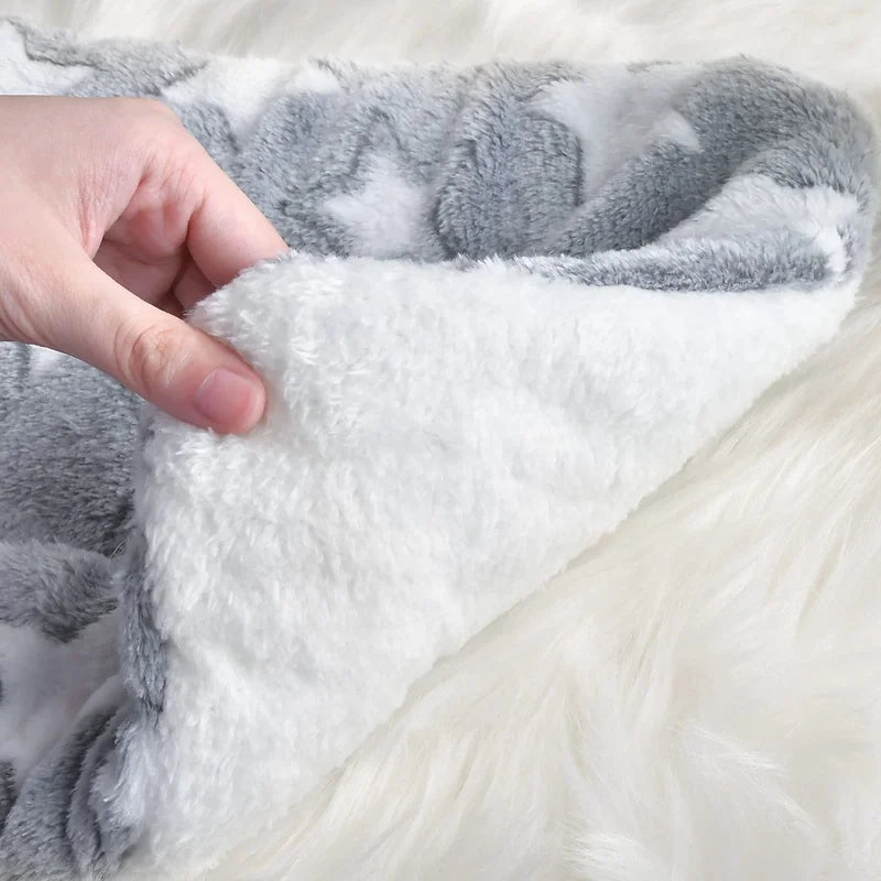 Cama para perros de franela gruesa, suave, para dormir, para perros y gatos, cálida manta de invierno